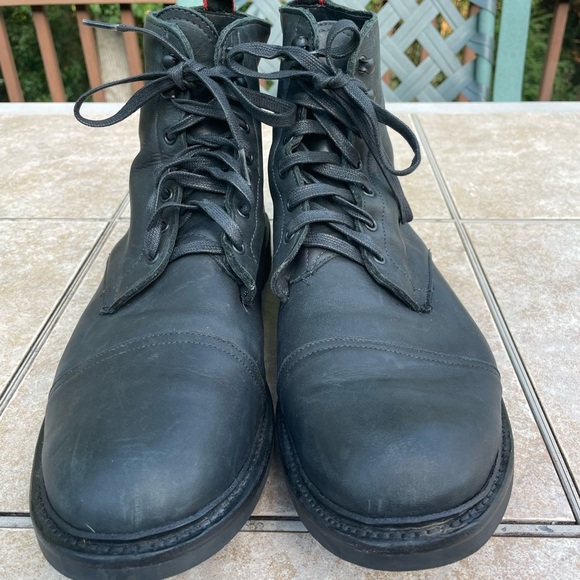 Allen Edmonds Port Washington black leather boots main image 8